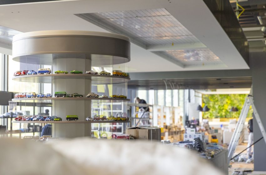  Autostadt in Wolfsburg eröffnet neuen Marken-Shop