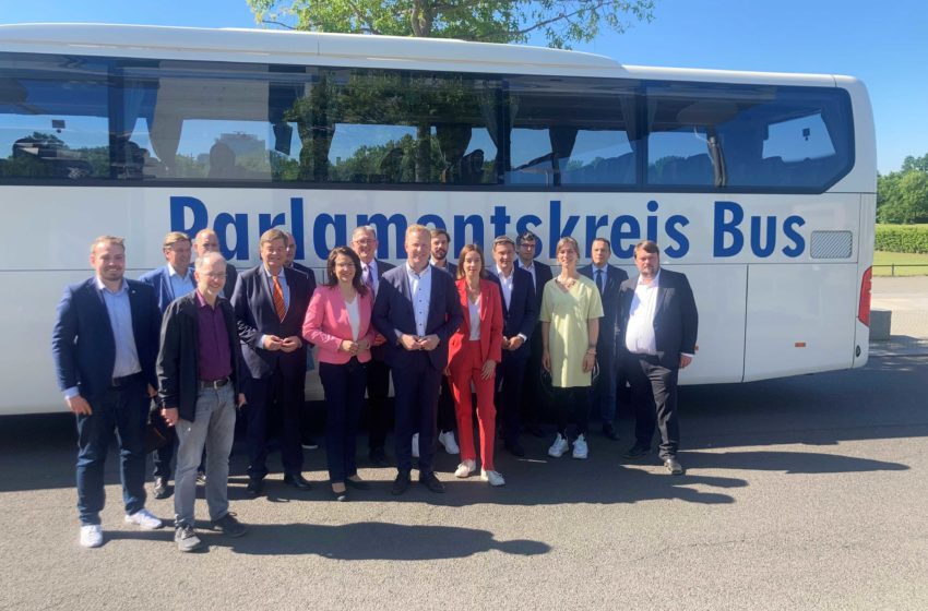  Deutscher Bundestag: Parlamentskreis Bus