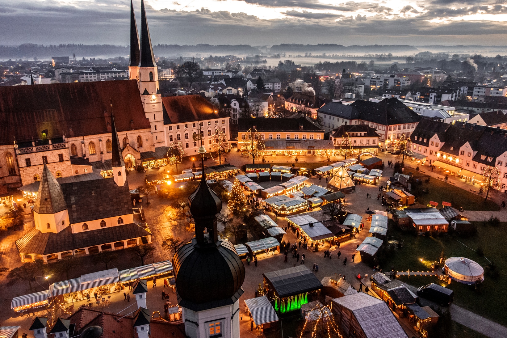 Advent in Altötting Busmagazin