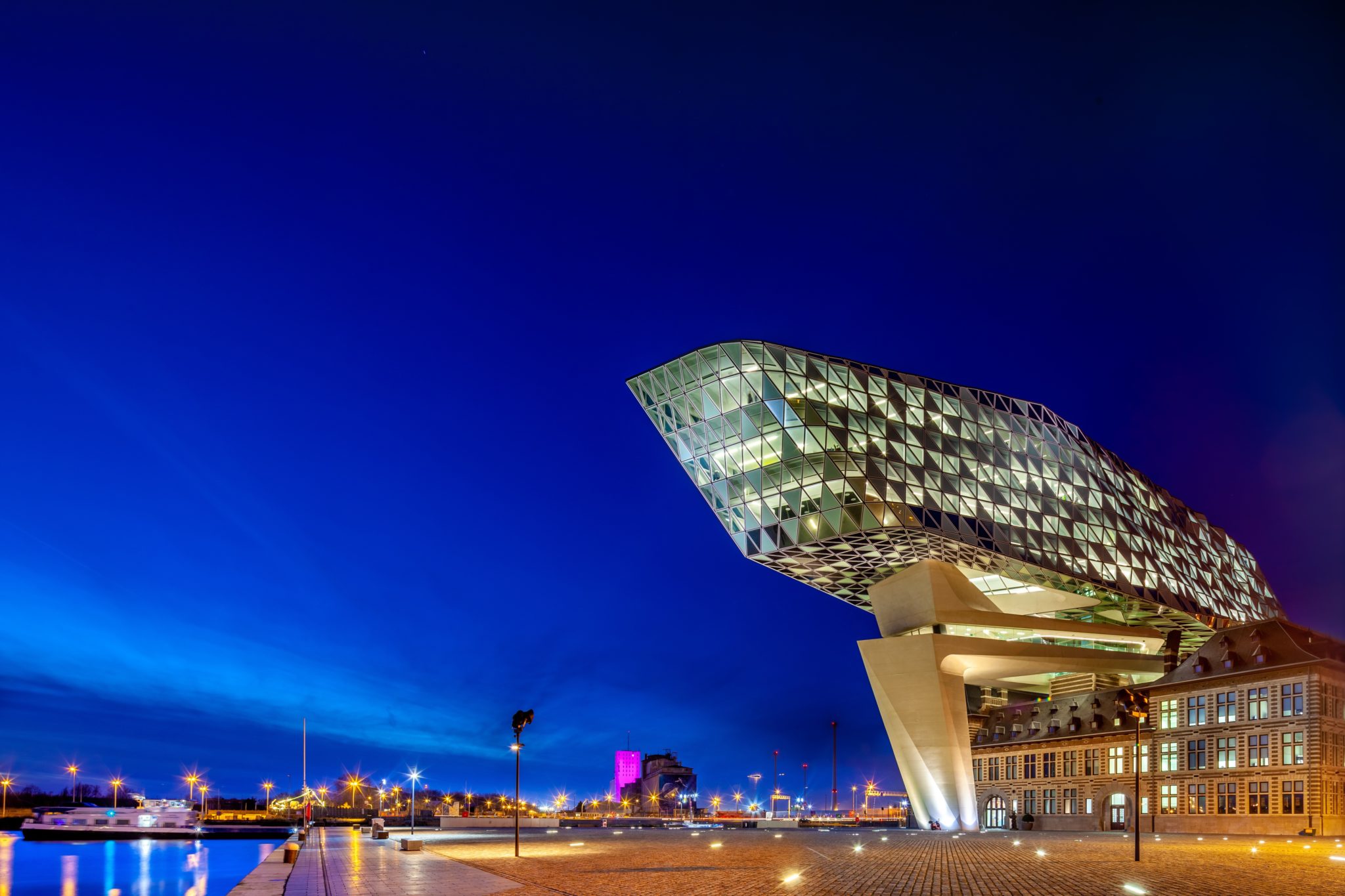 Antwerpen: Museum DIVA öffnet März 2023 wieder – Busmagazin