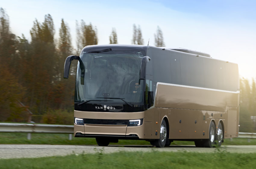  Neue Reisebussereihe Van Hool T