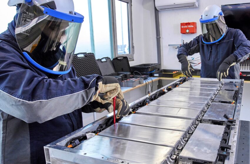  MAN baut Reparaturzentren für Batterien auf