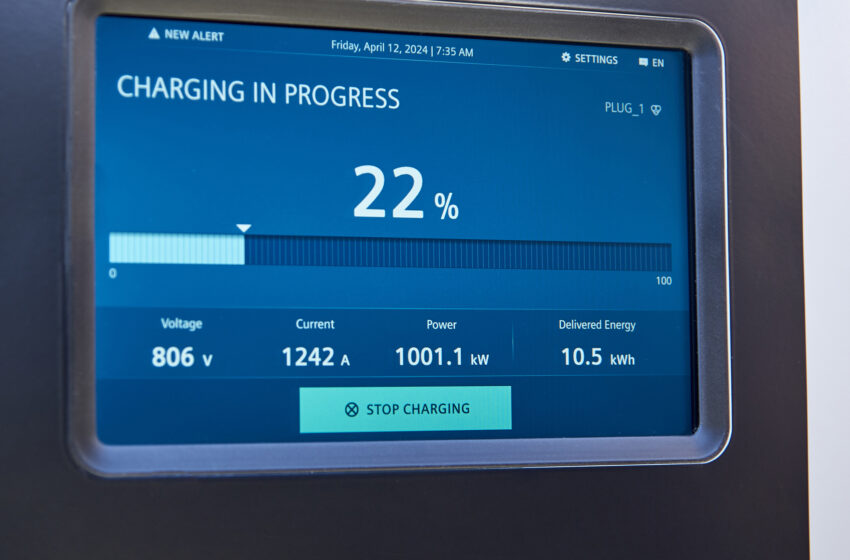  Erstmals Megawatt-Ladung bei Daimler