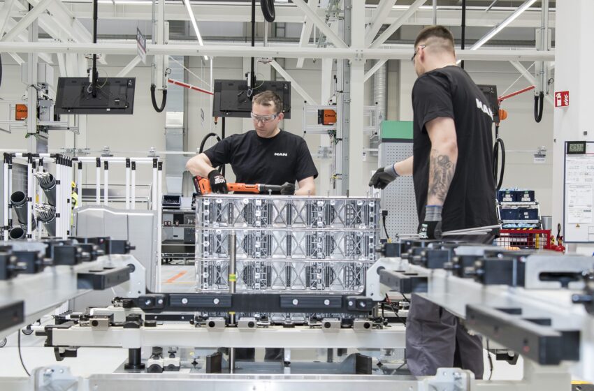  MAN startet in Nürnberg Batterieproduktion für E-Busse und E-Lkw