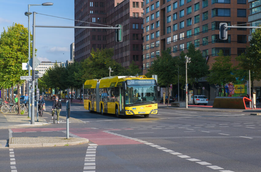  Weitere Solaris E-Busse für die BVG
