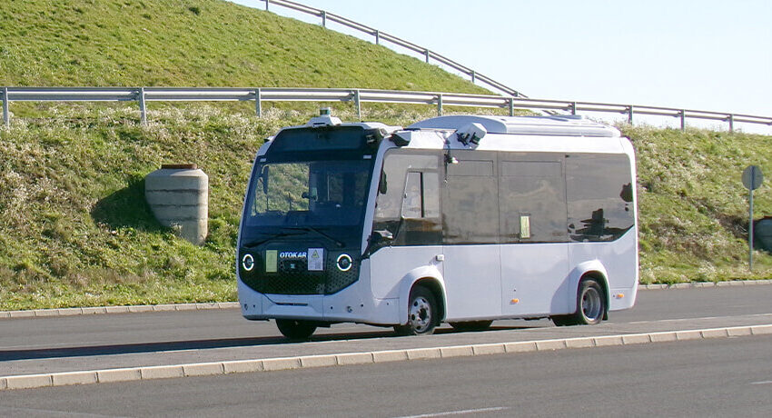  Otokar: Autonomer e-Centro besteht TÜV-Rheinland-Test