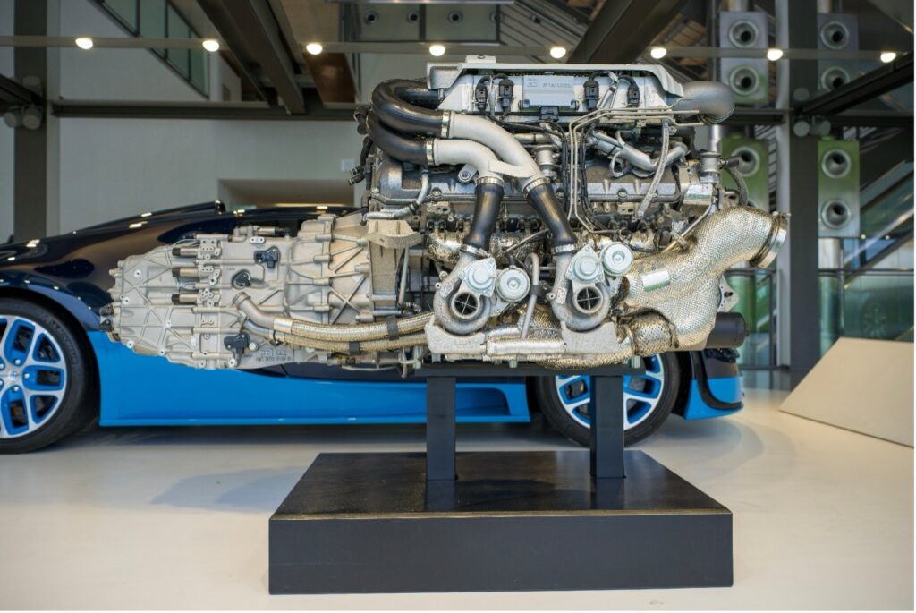 Bild 2: W16-Motor von Bugatti