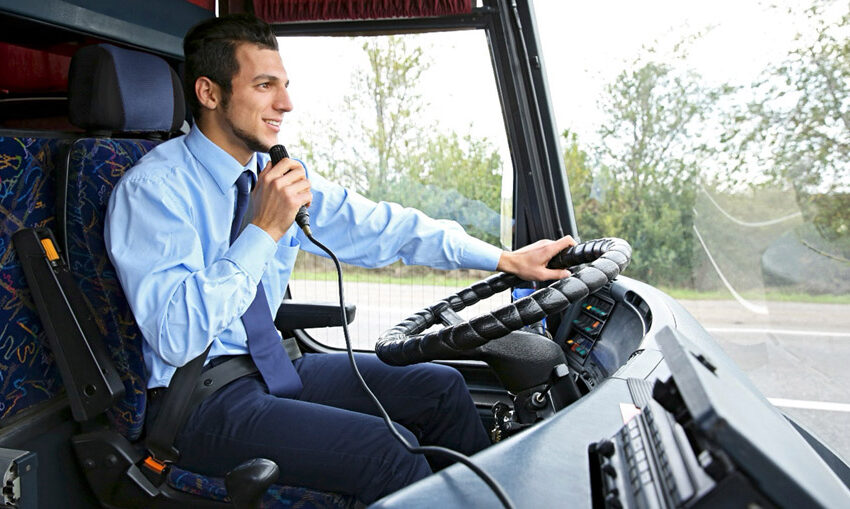  Mit der EU-Führerscheinreform soll der Einstieg in den Busfahrerberuf erleichtert werden